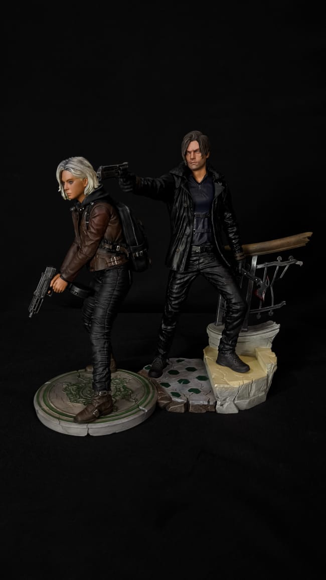 Leon S. Kennedy & Grace Requiem | Duo ou Individual | Miravi