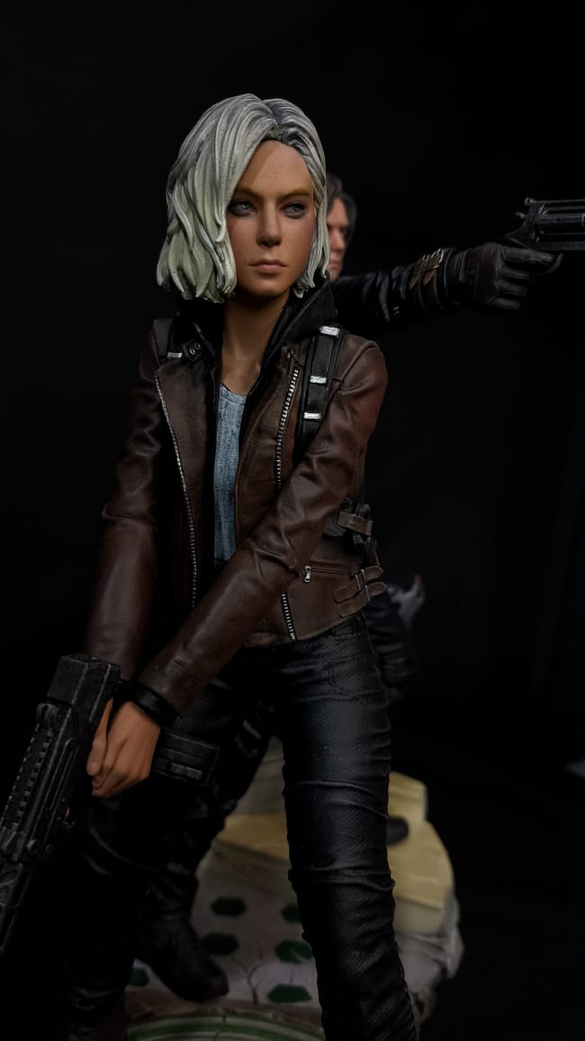 Leon S. Kennedy & Grace Requiem | Duo ou Individual | Miravi