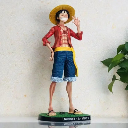 Monkey D. Luffy 42,5 cm One Piece | Miravi