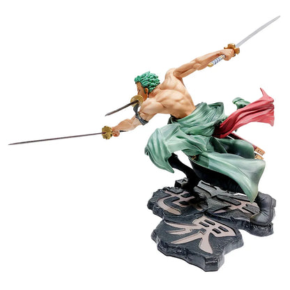 Roronoa Zoro Dinâmico 18cm | Miravi