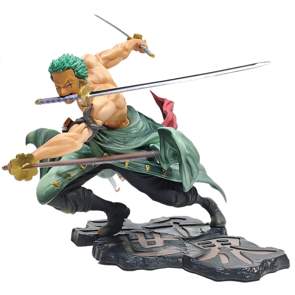 Roronoa Zoro Dinâmico 18cm | Miravi