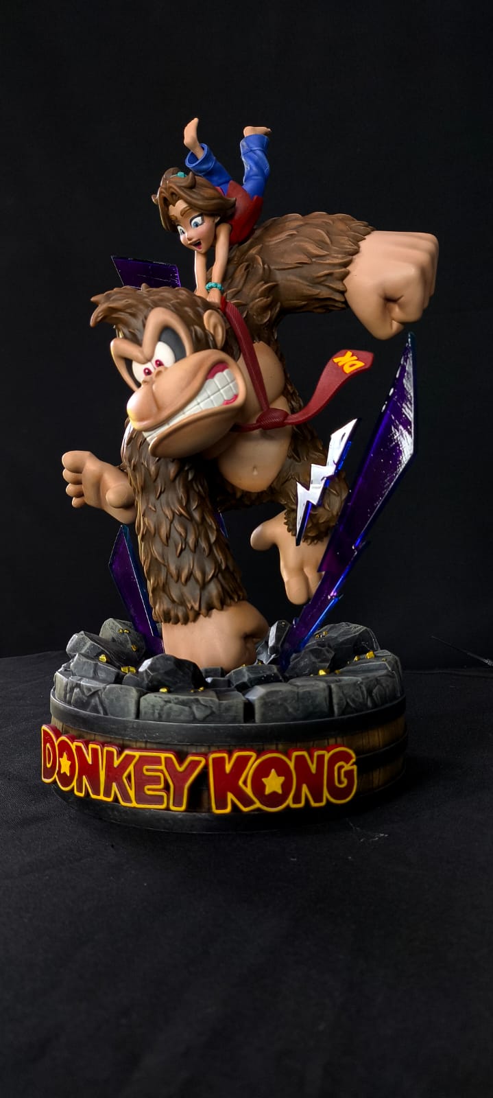 Donkey Kong Diorama 33 cm | Miravi