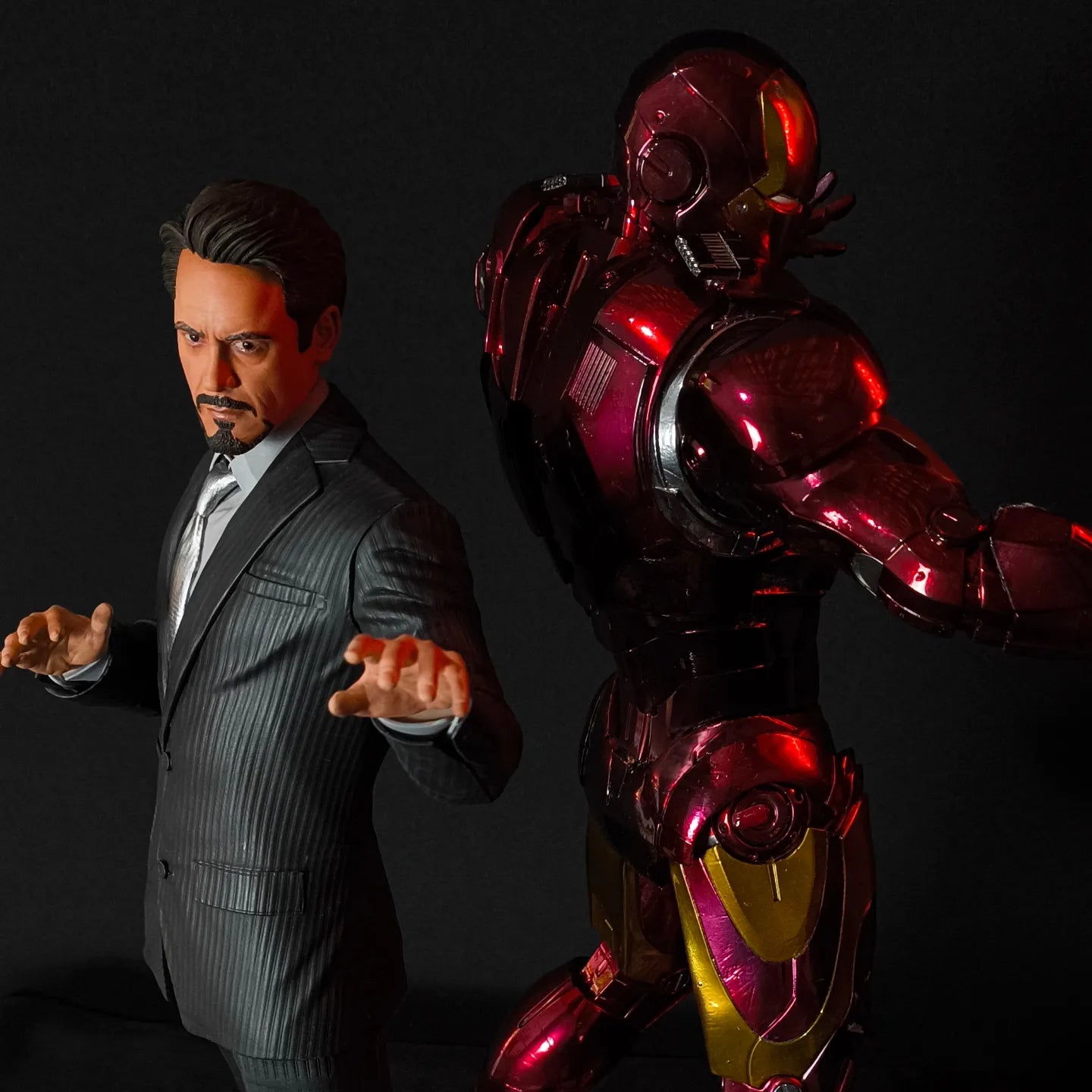Colecionável de Tony Stark Com a Mark 38