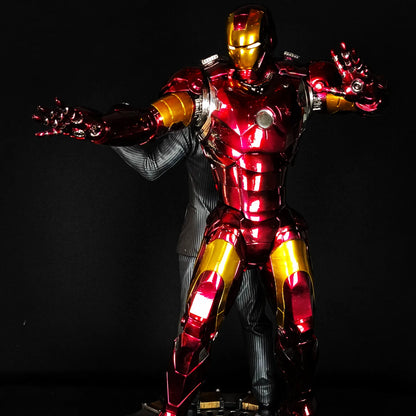 Colecionável de Tony Stark Com a Mark 38